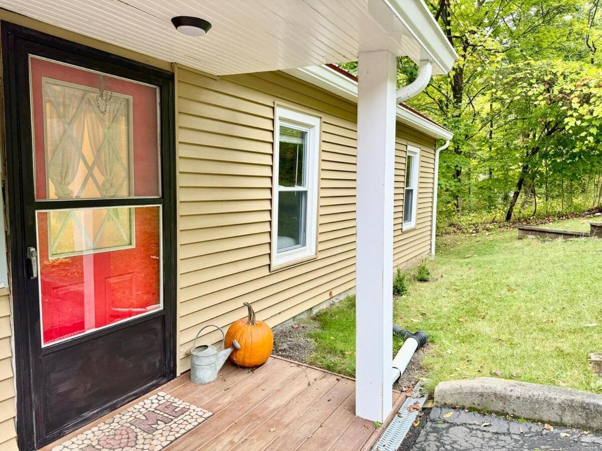 Cayuga Lake Cottage With Private Lake Access Washingtonville Esterno foto